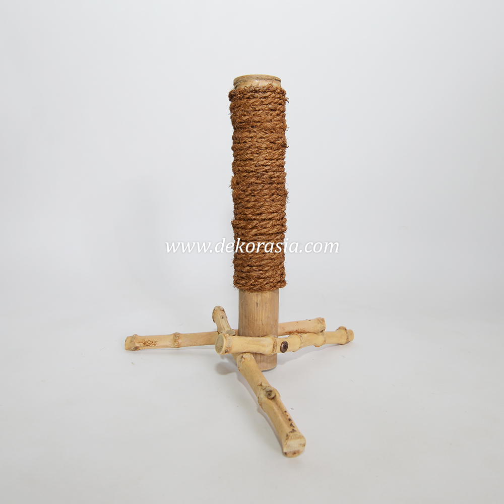 Organic Cat Scratching Post Coconut Fibre Rope and Bamboo Cendani Base